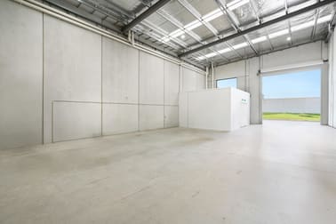 1/44 Whitfield Boulevard Cranbourne West VIC 3977 - Image 2