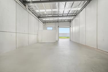 1/44 Whitfield Boulevard Cranbourne West VIC 3977 - Image 3