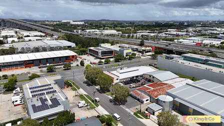 Click to view all images 2/70 Lavarack Avenue Eagle Farm QLD 4009 - Image 2