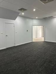 6/31-43 Ulong Street Griffith NSW 2680 - Image 2