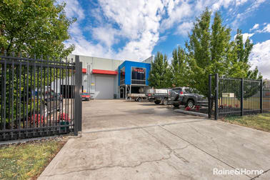 Click to view all images 12A Newry Drive New Gisborne VIC 3438 - Image 2