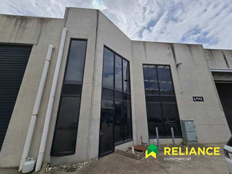 Click to view all images 2/112 Fairbairn Road Sunshine West VIC 3020 - Image 2