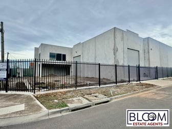 Click to view all images 67 Davies av Sunshine North VIC 3020 - Image 2