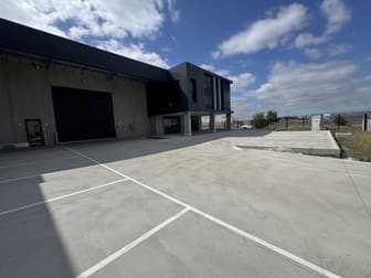 33 Woodberry Way Epping VIC 3076 - Image 2