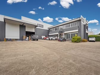 17 Secam Street Mansfield QLD 4122 - Image 1