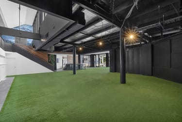 29/18 Hastings Street Noosa Heads QLD 4567 - Image 2