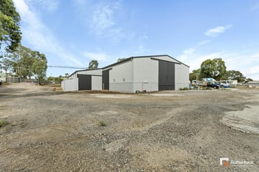 5 Cameron Parade Broadford VIC 3658 - Image 2