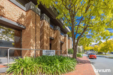 Click to view all images Vacant/4 Phipps Close Deakin ACT 2600 - Image 2