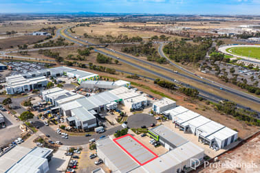 Click to view all images 4/16 Harrison Court Melton VIC 3337 - Image 1