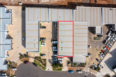 Click to view all images 4/16 Harrison Court Melton VIC 3337 - Image 3