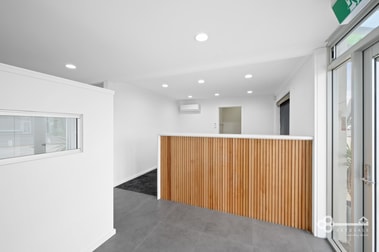 Click to view all images 241 Commercial Street West Mount Gambier SA 5290 - Image 3