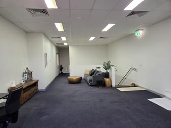 2/18 Ravenhall Way Ravenhall VIC 3023 - Image 3