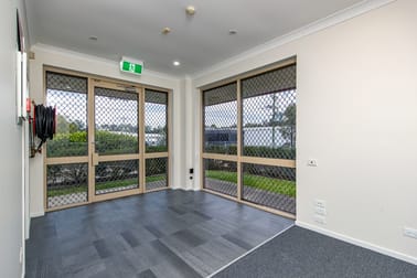 10 Ironbark Close Warabrook NSW 2304 - Image 2