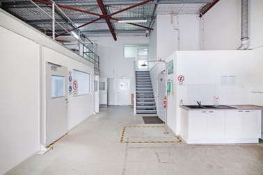 2/1 Burchell Way Kewdale WA 6105 - Image 3