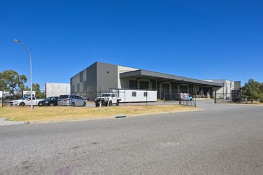 79 Tacoma Circuit Canning Vale WA 6155 - Image 1