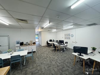 2/137-139 Ingham Road West End QLD 4810 - Image 2