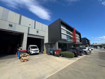 Click to view all images 4/8 Enterprise Avenue Rowville VIC 3178 - Image 1