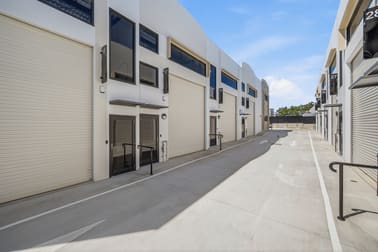 18/5 Bailey Crescent Southport Southport QLD 4215 - Image 3