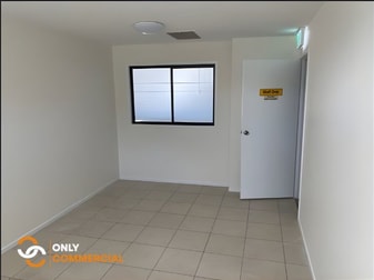 5/677 Pineridge Road Biggera Waters QLD 4216 - Image 2