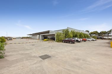 2/539 Mount Derrimut Road Derrimut VIC 3026 - Image 1