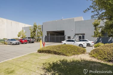 33/15 Montgomery Way Malaga WA 6090 - Image 2