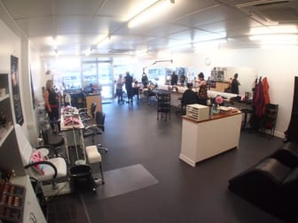 Click to view all images 236 Canning Street Allenstown QLD 4700 - Image 2