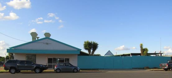 12 Wey Street Blackwater QLD 4717 - Image 2