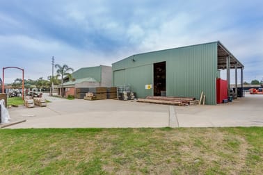 Click to view all images 146 Fallon Street Albury NSW 2640 - Image 2