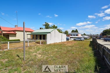 38 Albert Street Warragul VIC 3820 - Image 1