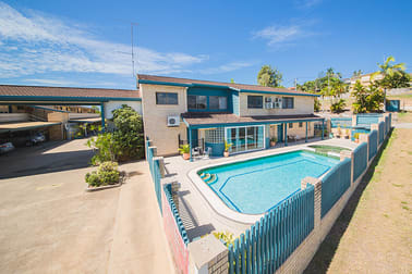 30 Far Street West Gladstone QLD 4680 - Image 1