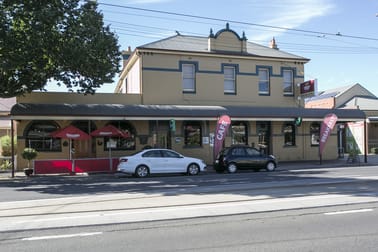 204  McCrae Street - Lakeview Hotel Bendigo VIC 3550 - Image 1