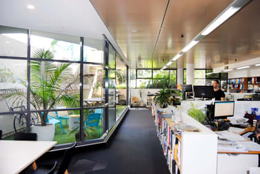 Ground/60 Strathallen Avenue Northbridge NSW 2063 - Image 2