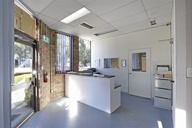 Click to view all images 45 Gatwick Road Bayswater VIC 3153 - Image 2