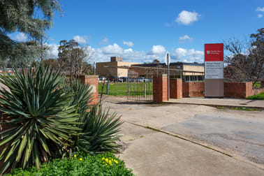 Click to view all images Turvey Park NSW 2650 - Image 2