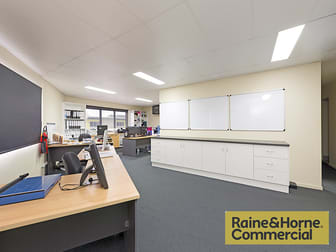 Office-13/9-11 Redcliffe Gardens Drive Clontarf QLD 4019 - Image 2