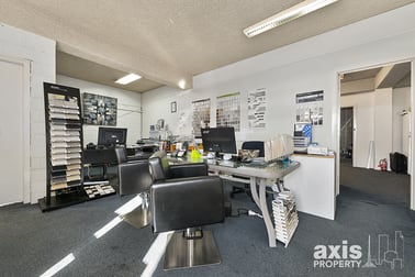 Click to view all images 70 Keys Road Cheltenham VIC 3192 - Image 2