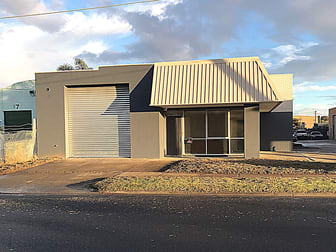 1/9-11 Rutherford Road Seaford VIC 3198 - Image 1
