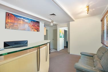 Sunshine Boulevard Mermaid Waters QLD 4218 - Image 2