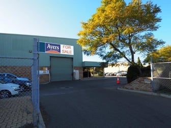 60 Irvine Dr Malaga WA 6090 - Image 2