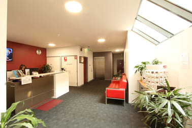 Carlton VIC 3053 - Image 2