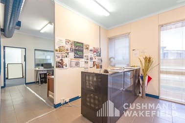 3/56 Eagleview Place Eagle Farm QLD 4009 - Image 3