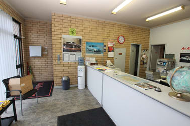 1/7 Pitt Way Booragoon WA 6154 - Image 3