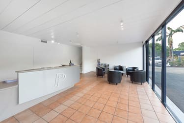 Click to view all images 83 Dover Drive Burleigh Heads QLD 4220 - Image 3