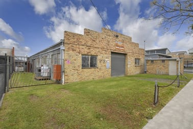18 Manton Road Oakleigh VIC 3166 - Image 1