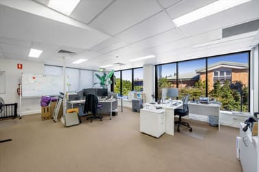 4 Cartwright St Windsor QLD 4030 - Image 2