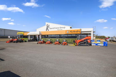 318 Taylor Street Wilsonton QLD 4350 - Image 3