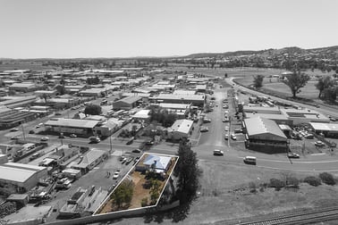 2 Barnes Street Tamworth NSW 2340 - Image 1