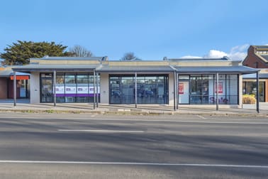 Click to view all images 89E Piper Street Kyneton VIC 3444 - Image 2