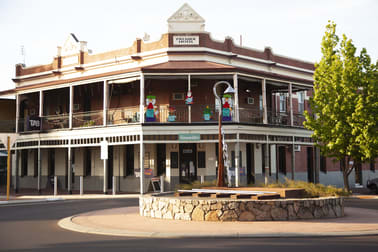 86 Forrest Street - Premier Hotel Collie WA 6225 - Image 1