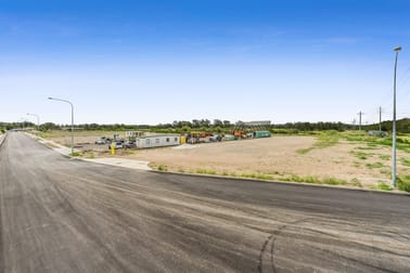 Click to view all images 9 Harris Road Pinkenba QLD 4008 - Image 1